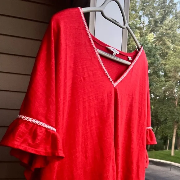 🆕 Max Studio Red V-Neck Crinkle Blouse 2X Embroidered Trim, Flutter Sleeves NWOT - Picture 10 of 13